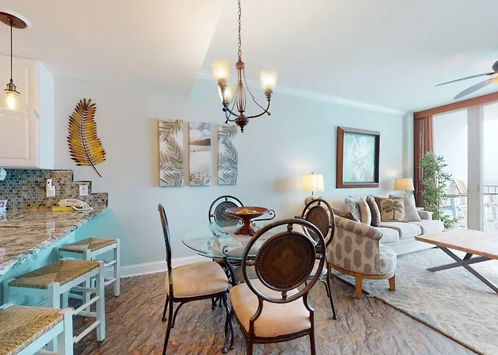 Remodeled Beachfront W Multiple Pools Hot Tubs & Gym Holiday home