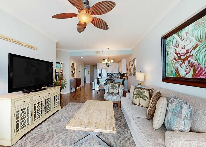 Holiday home Remodeled Beachfront W Multiple Pools Hot Tubs & Gym *