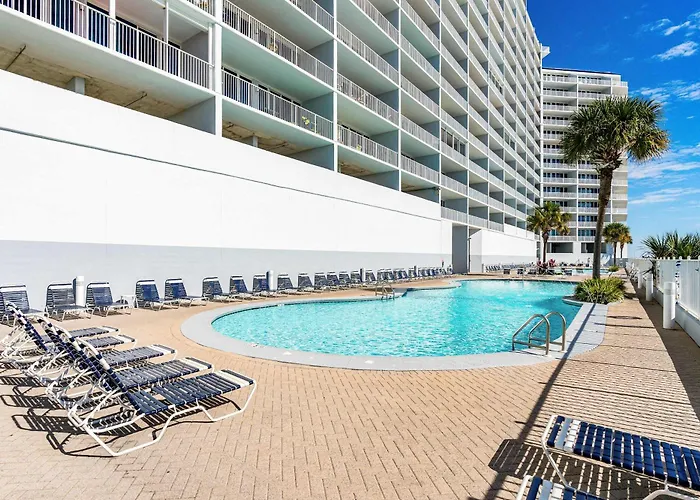 Remodeled Beachfront W Multiple Pools Hot Tubs & Gym